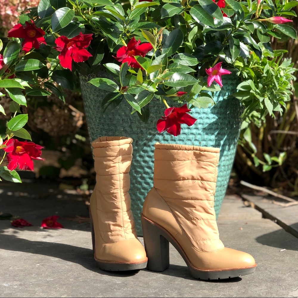 Kate Spade ♠️New York Ginnie Quilted Leather boots - Picture 1 of 15